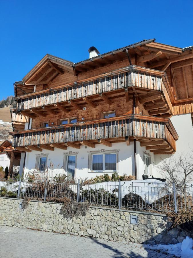 Luxury Apartment Daema Selva di Val Gardena Luaran gambar