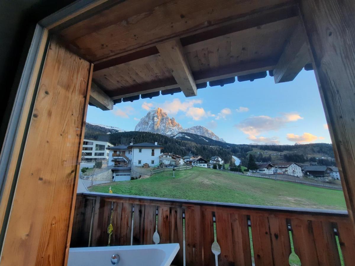 Luxury Apartment Daema Selva di Val Gardena Luaran gambar